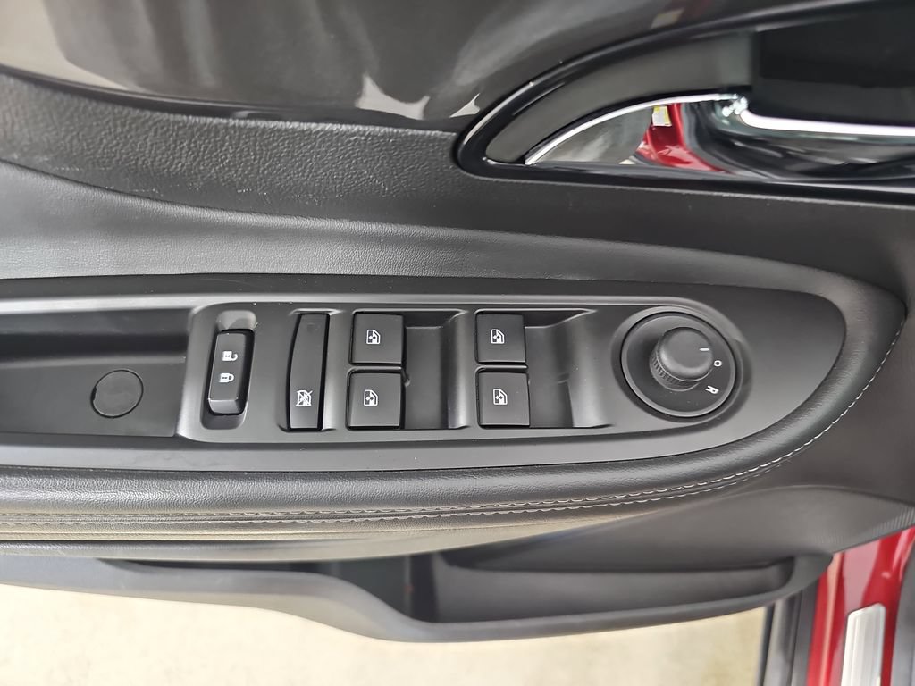 Used 2022 Buick Encore Preferred w/ Safety Package AWD/4WD image 32
