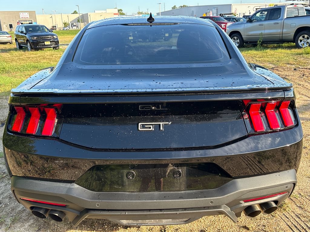 Used 2025 Ford Mustang GT Premium RWD image 17