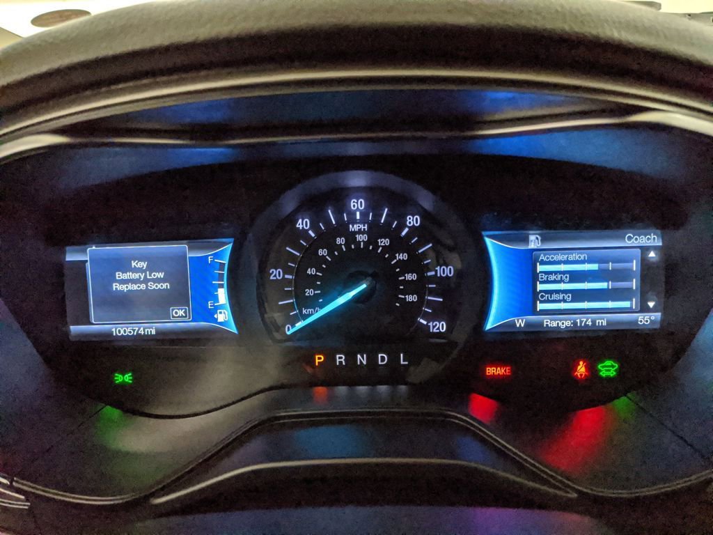 Used 2020 Ford Fusion SE image 12