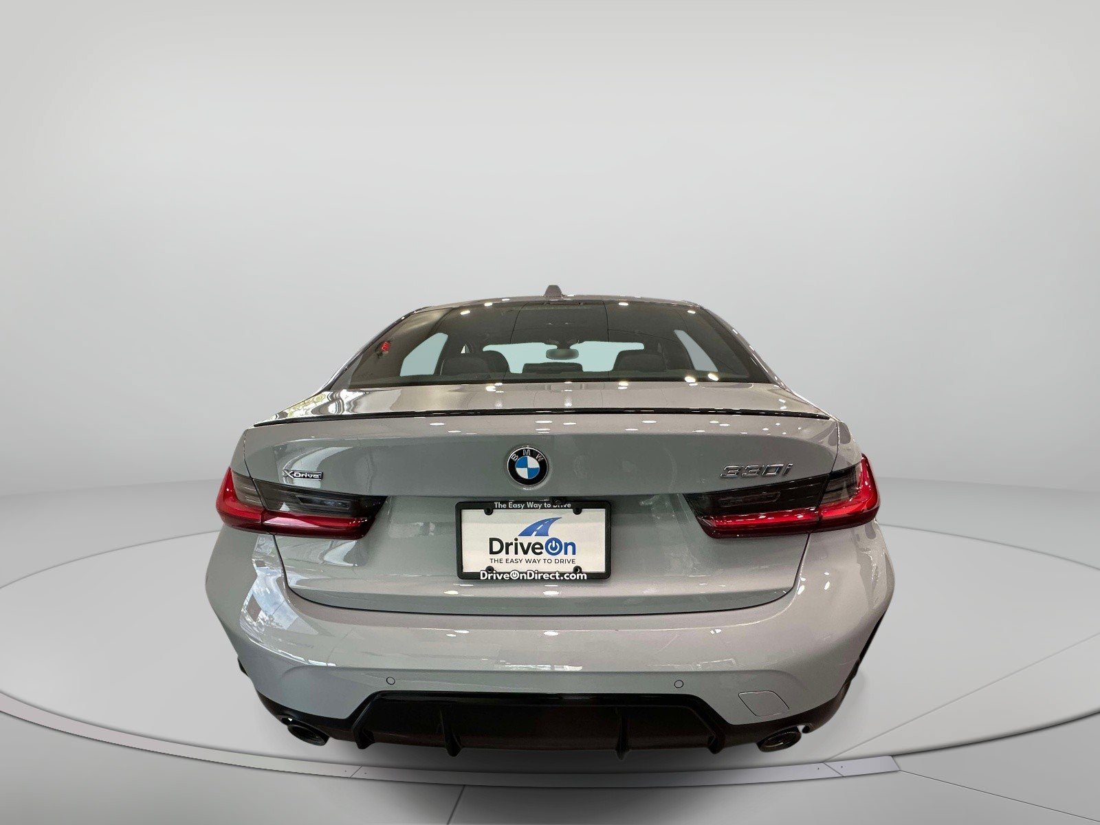 Used 2023 BMW 330i xDrive Sedan w/ M Sport Package AWD/4WD image 3