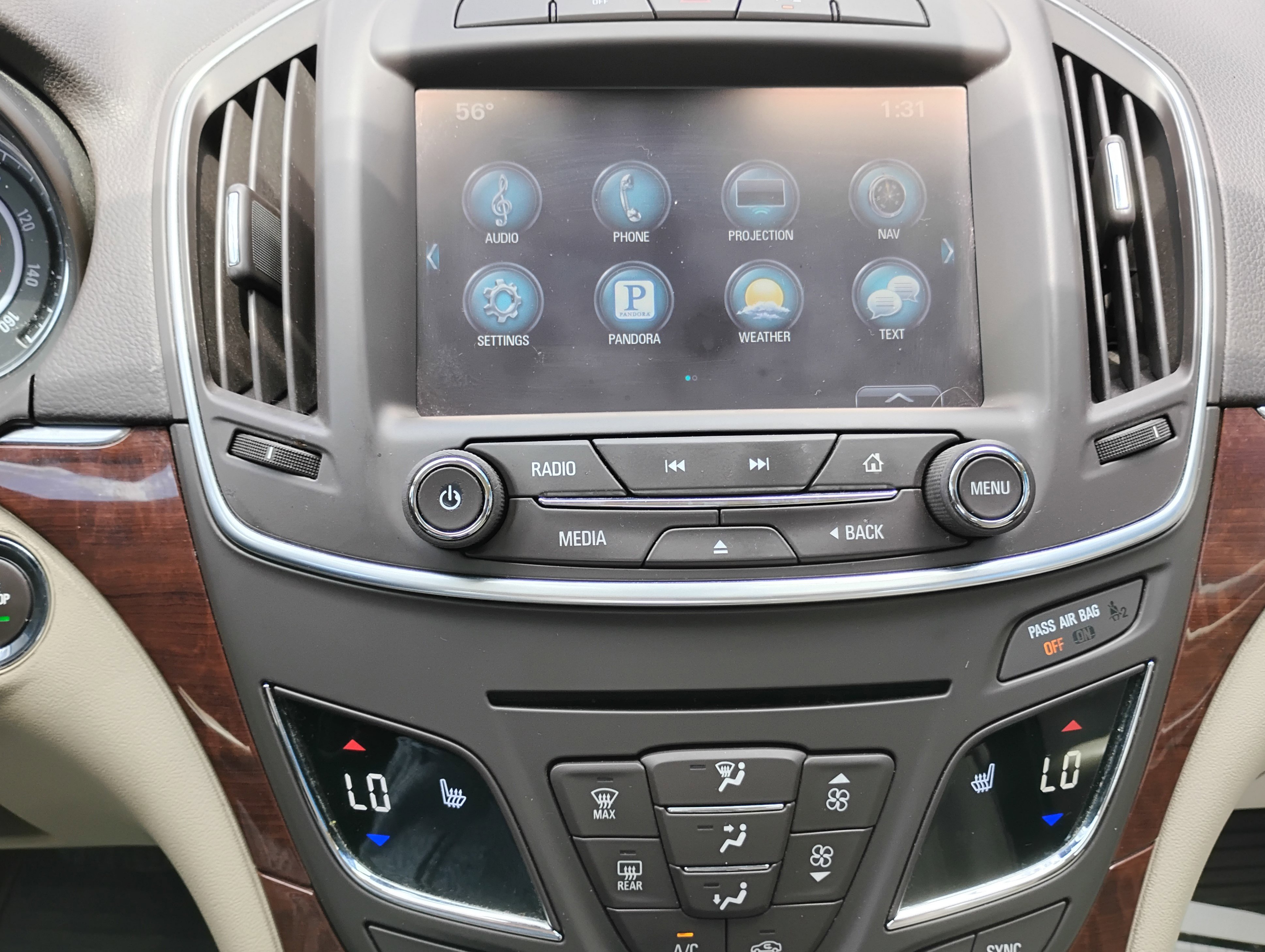 Used 2017 Buick Regal Premium FWD image 6