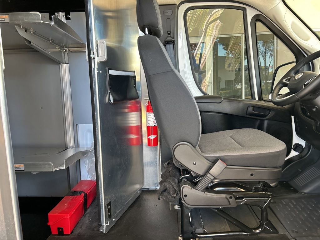 Used 2024 RAM ProMaster 3500 w/ Delivery Van Package image 25
