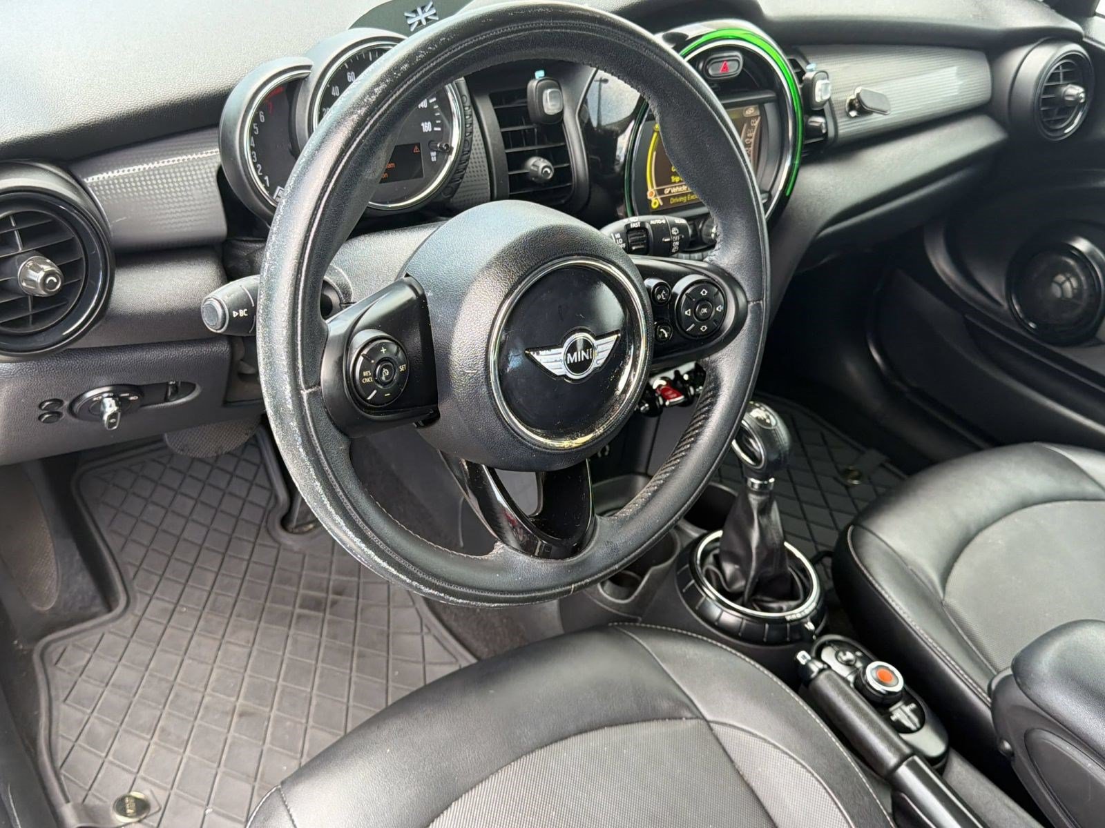 Used 2016 MINI Cooper 2-Door Hardtop FWD image 4