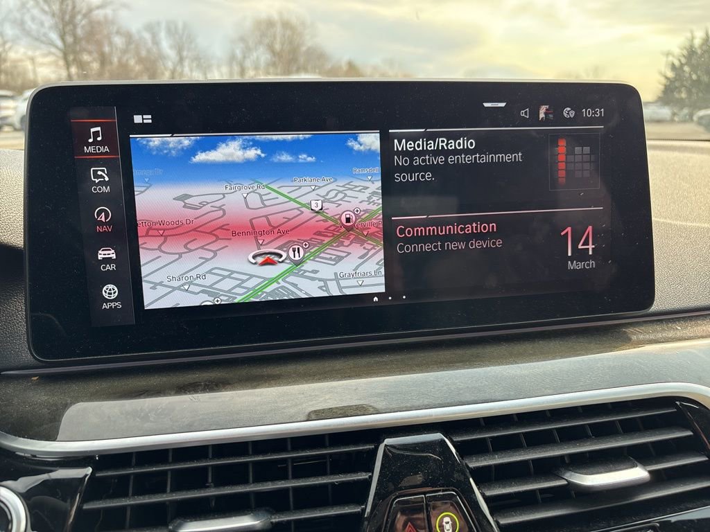 Used 2022 BMW 530i xDrive w/ Premium Package image 10