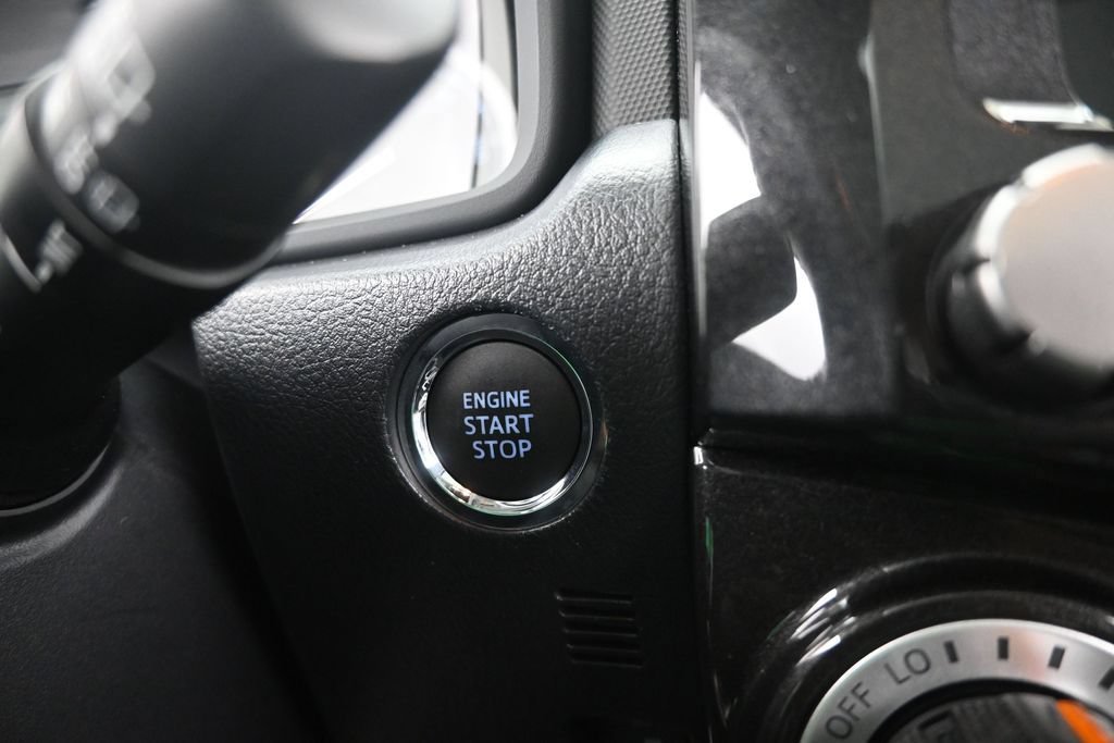 Used 2023 Toyota 4Runner TRD Off-Road Premium w/ Off Road Premium Plus Package AWD/4WD image 28
