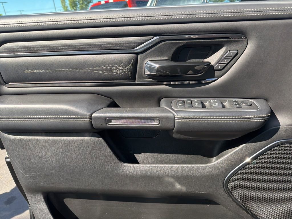 Used 2022 RAM 1500 Limited w/ Body Color Bumper Group AWD/4WD image 7