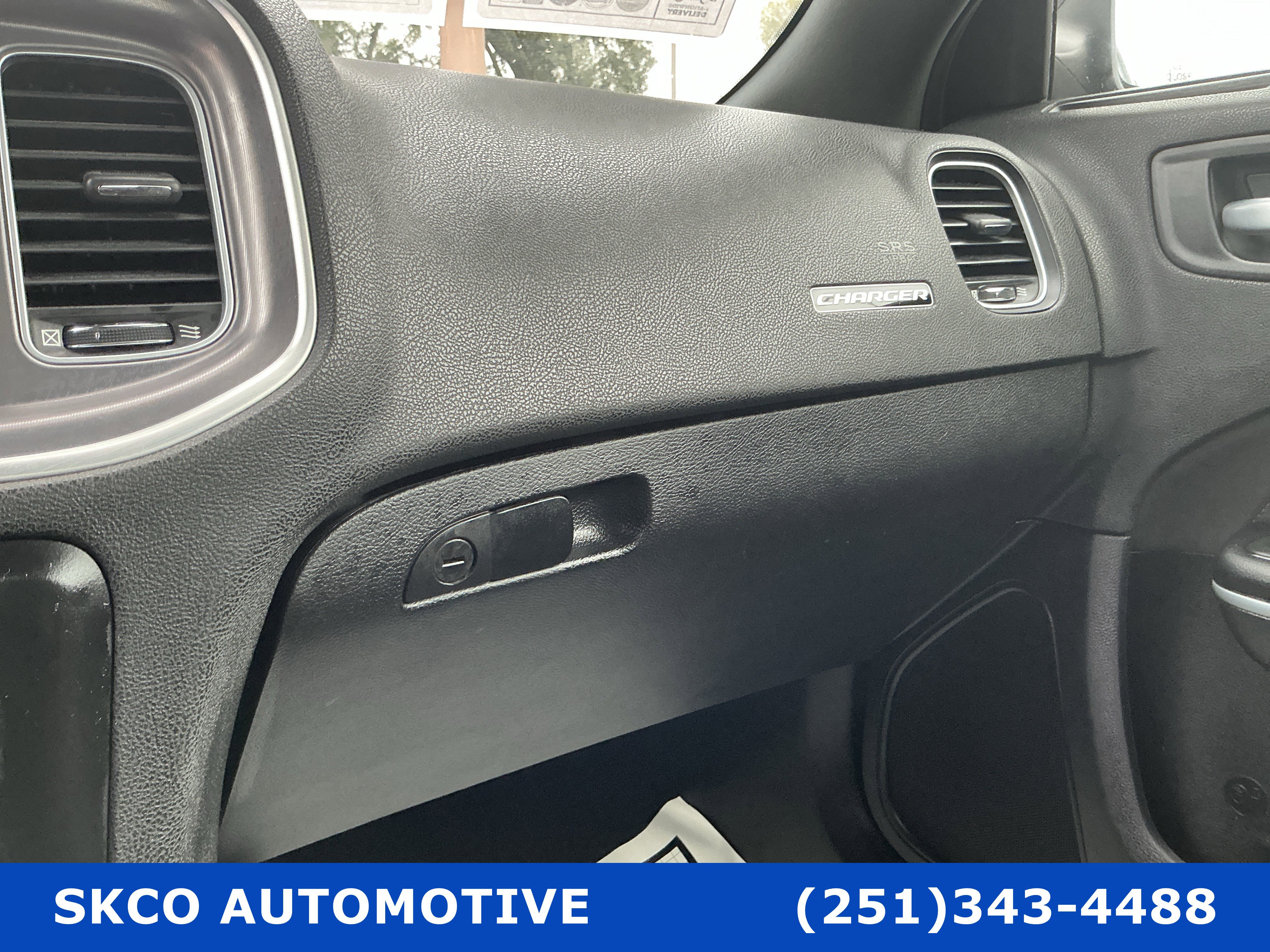 Used 2022 Dodge Charger SXT image 24