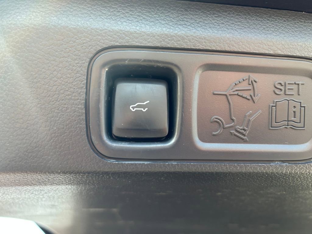 Used 2023 Ford Expedition Platinum image 31