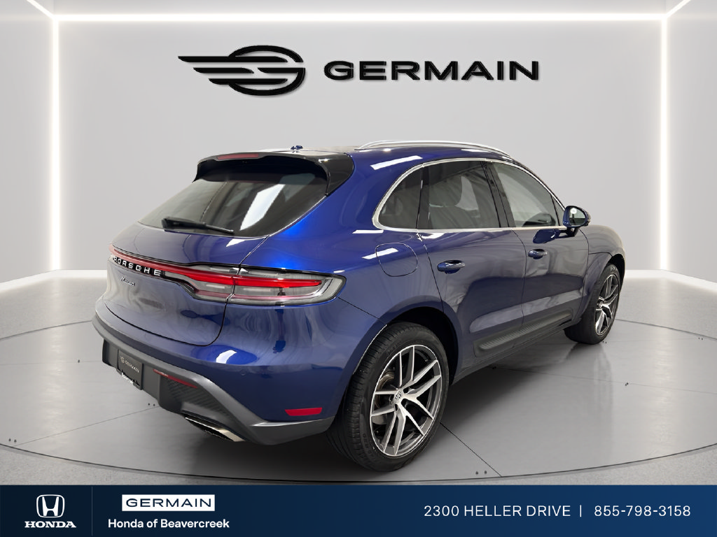 Used 2022 Porsche Macan AWD/4WD image 8