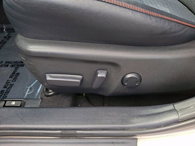 Used 2015 Toyota Camry SE FWD image 15