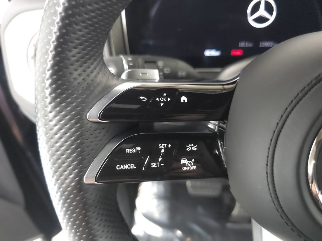 Used 2025 Mercedes-Benz G 550 image 11