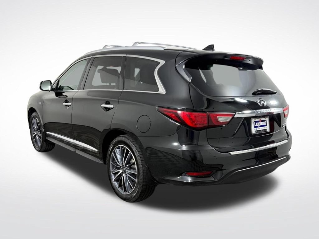 Used 2017 INFINITI QX60 Luxe w/ Deluxe Technology Package AWD/4WD image 12
