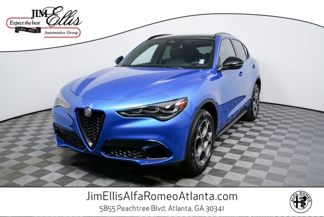 New 2025 Alfa Romeo Stelvio Sprint w/ Convenience Package