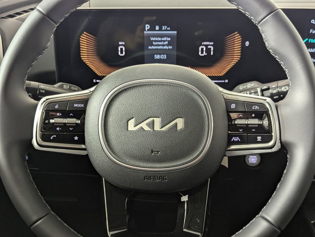 New 2025 Kia Sorento S w/ Panoramic Sunroof Package image 17