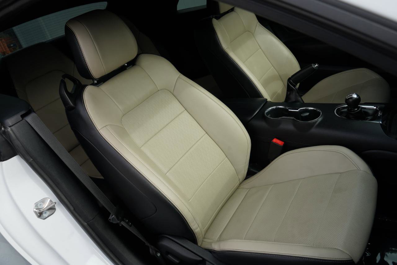 Used 2015 Ford Mustang GT Premium w/ Equipment Group 401A image 58