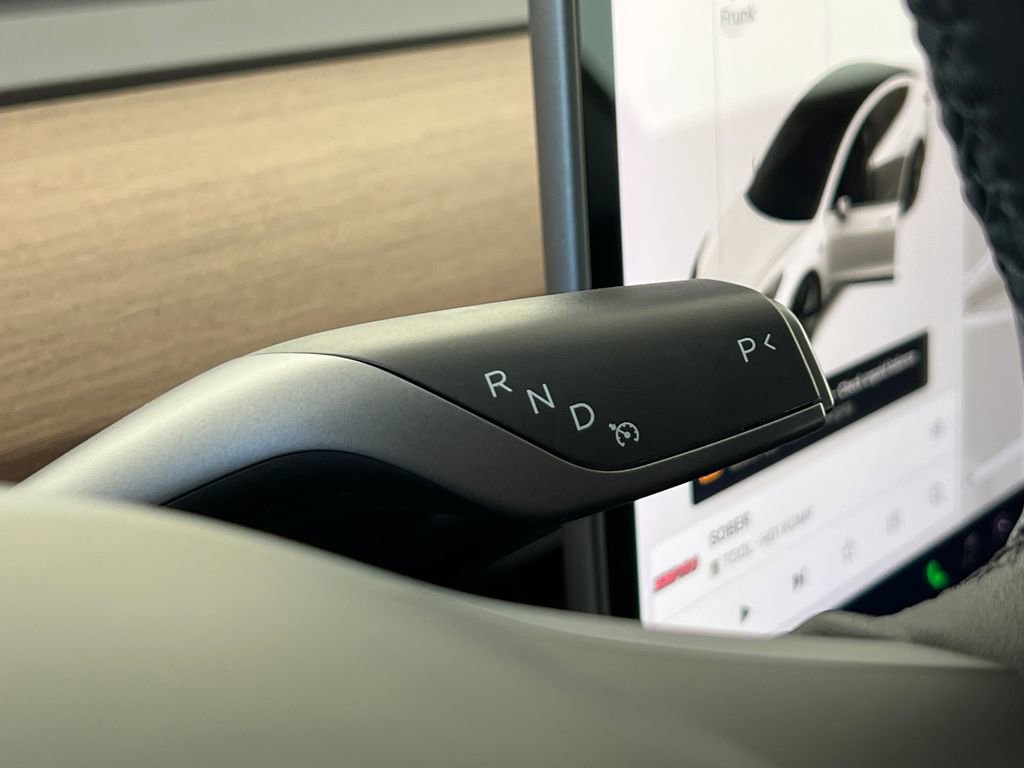 Used 2020 Tesla Model 3 Long Range image 25