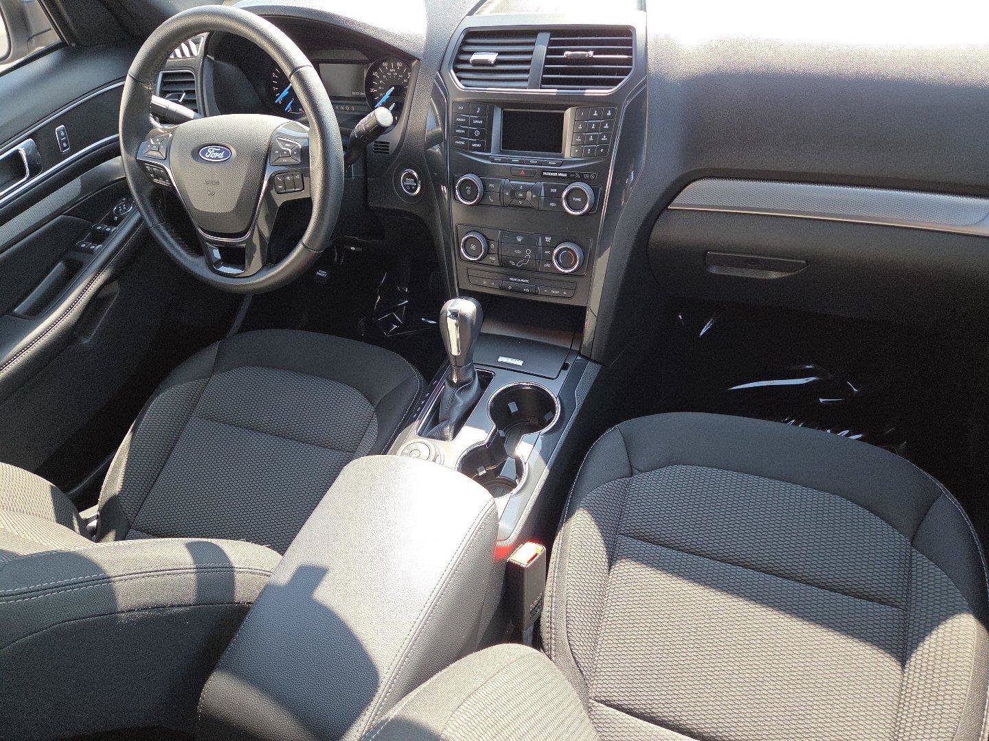 Used 2019 Ford Explorer XLT AWD/4WD image 16