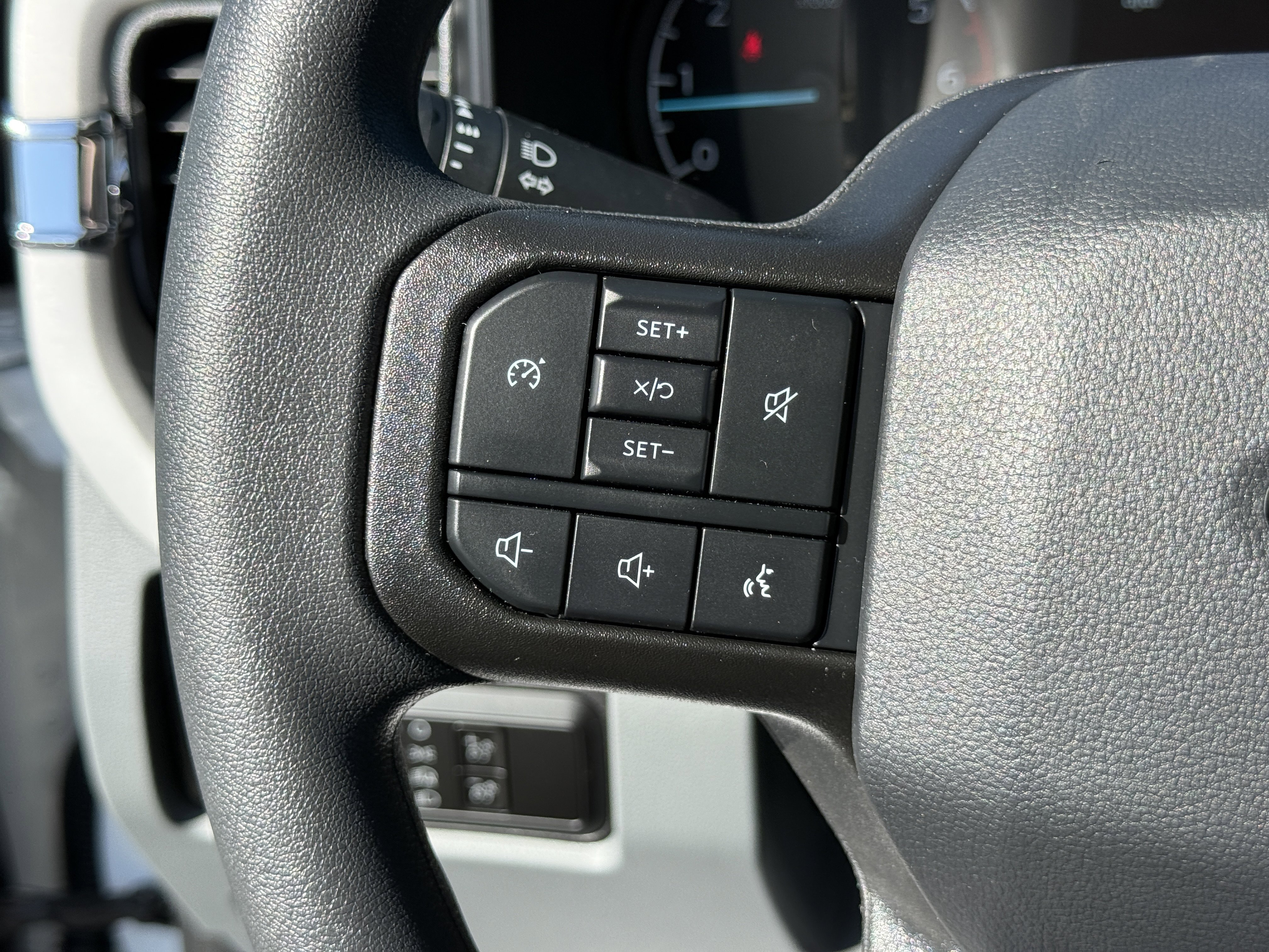 New 2026 Ford F250 XL w/ STX Appearance Package AWD/4WD image 24