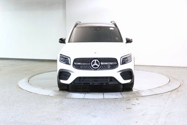 Used 2023 Mercedes-Benz GLB 250 4MATIC image 10