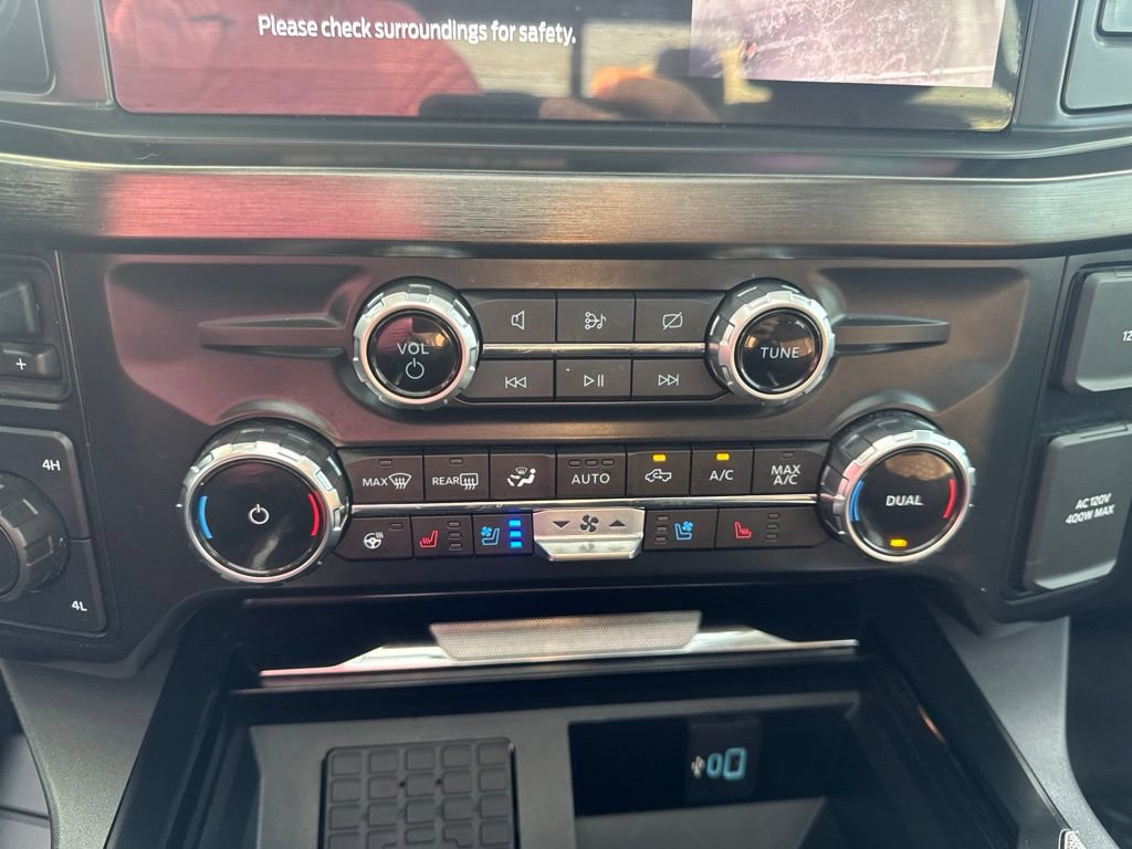 Used 2024 Ford F350 Lariat w/ Lariat Ultimate Package AWD/4WD image 7