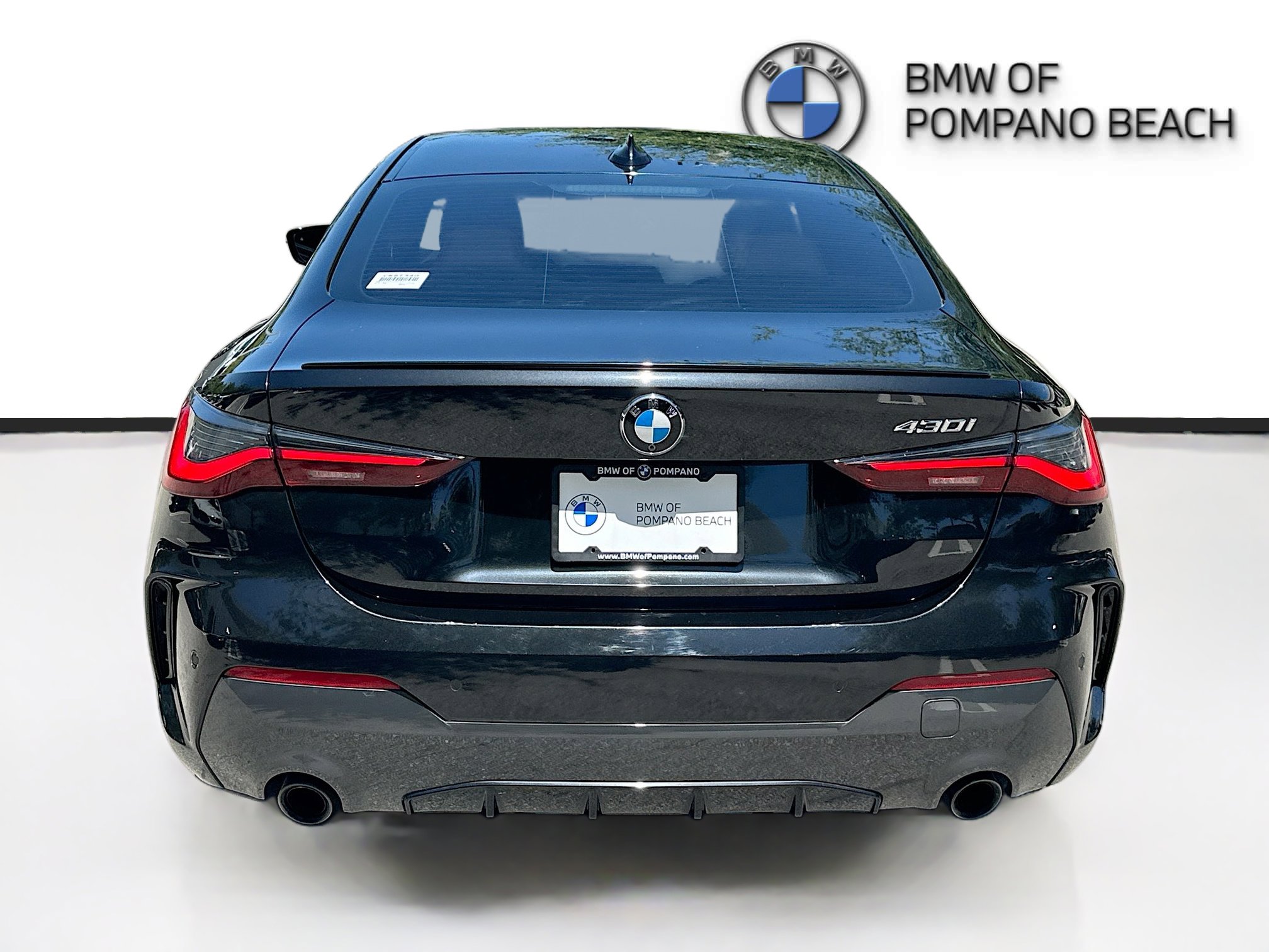 Used 2022 BMW 430i Coupe w/ M Sport Package RWD image 6