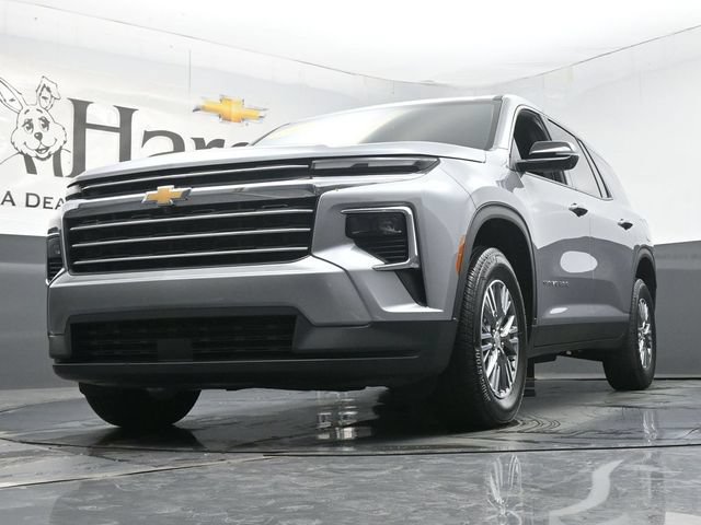 Used 2026 Chevrolet Traverse LT w/ Driver Confidence Package FWD image 59