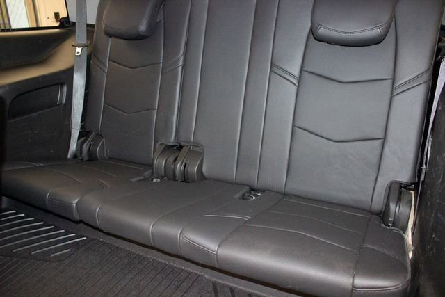 Used 2018 Cadillac Escalade Luxury image 20