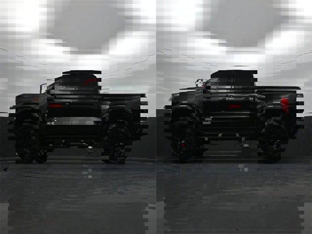 New 2026 GMC Canyon Elevation w/ Convenience Package image 18