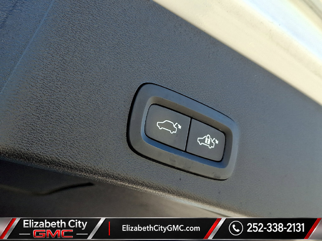Used 2019 Volvo XC40 T4 Inscription FWD image 33