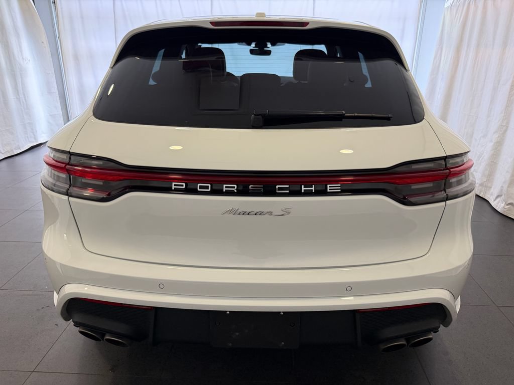 Certified 2023 Porsche Macan S AWD/4WD image 8