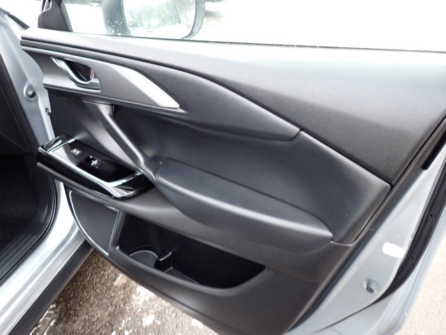 Used 2020 MAZDA CX-9 Touring w/ Touring Premium Package image 17