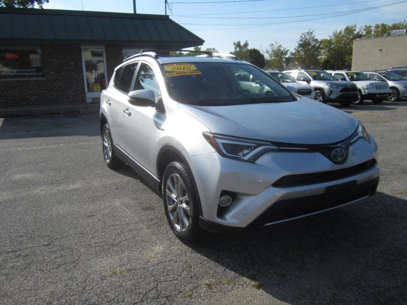 Used 2016 Toyota RAV4 Limited image 2