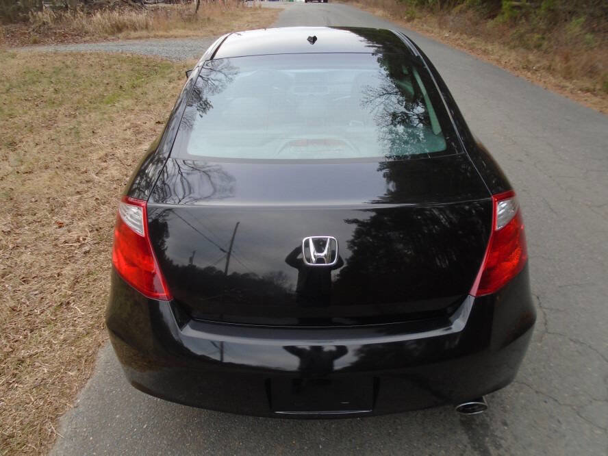 Used 2010 Honda Accord EX-L image 6