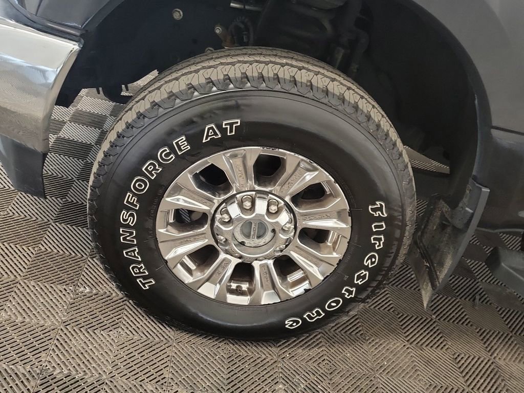Used 2019 Ford F250 Lariat w/ Lariat Ultimate Package AWD/4WD image 4