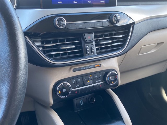 Used 2020 Ford Escape SE Sport image 27