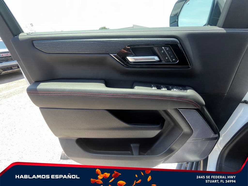 New 2026 GMC Yukon XL AT4 Ultimate AWD/4WD image 24