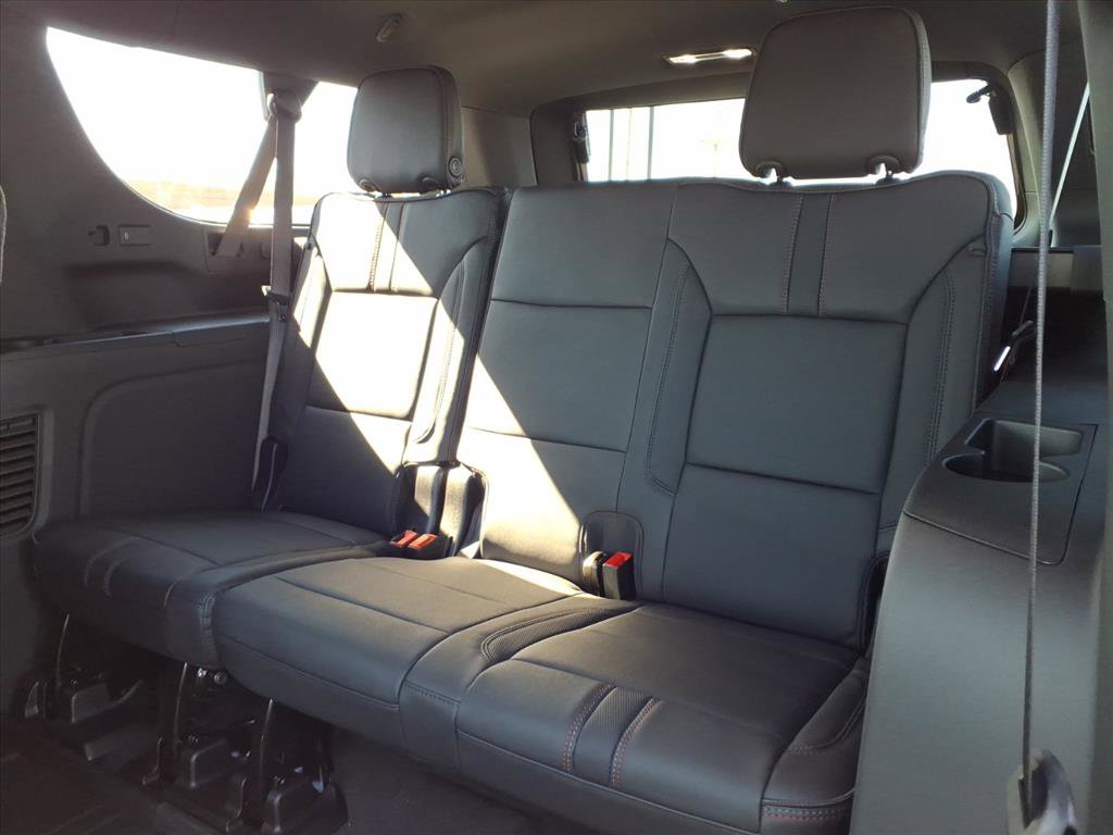 New 2026 Chevrolet Suburban RST w/ RST Capability Package image 17