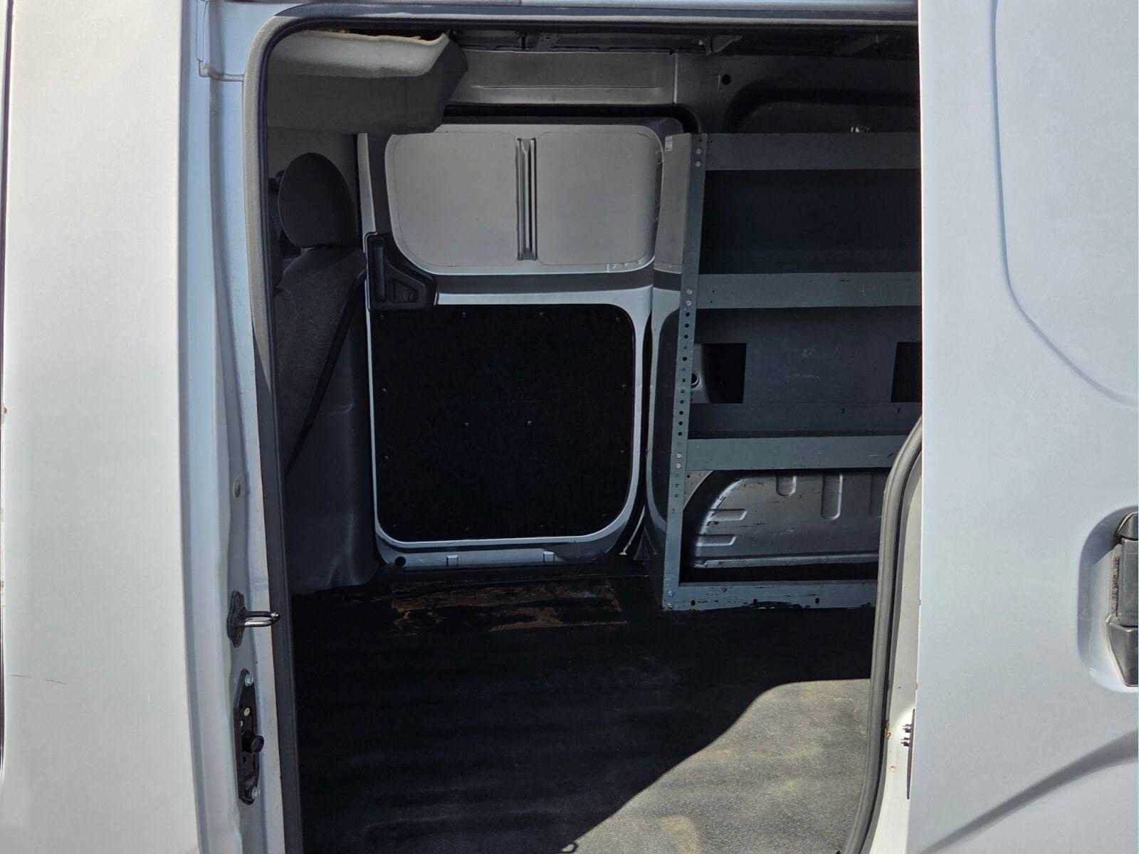 Used 2015 Nissan NV200 SV w/ Technology Package FWD image 13