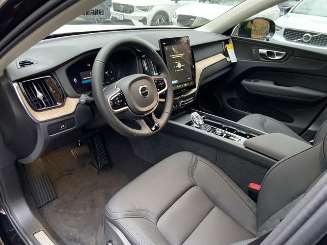 New 2026 Volvo XC60 B5 Plus w/ Climate Package image 10