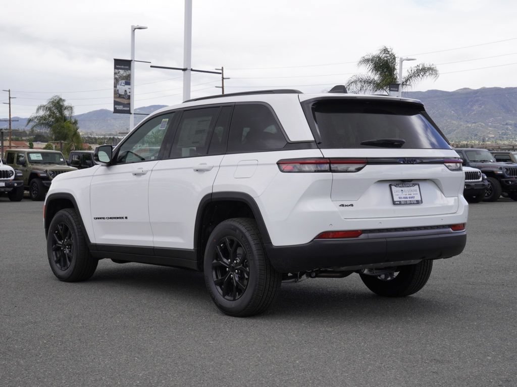 New 2026 Jeep Grand Cherokee Altitude AWD/4WD image 6
