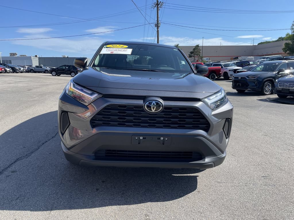 Certified 2024 Toyota RAV4 LE AWD/4WD image 5