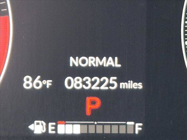 Used 2023 Honda Pilot Touring image 11