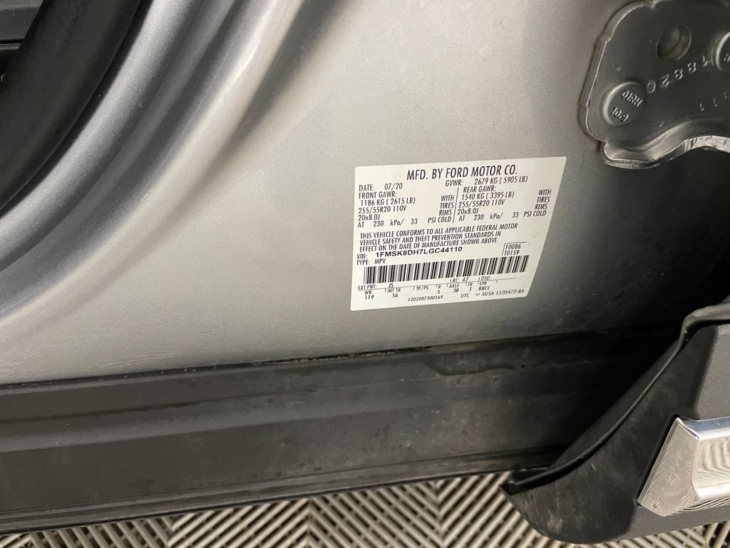 Used 2020 Ford Explorer XLT AWD/4WD image 36