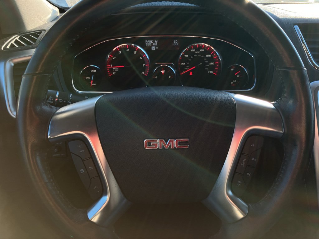 Used 2016 GMC Acadia SLE image 15