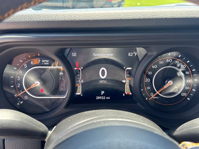 Used 2024 Jeep Wrangler Sport AWD/4WD image 17