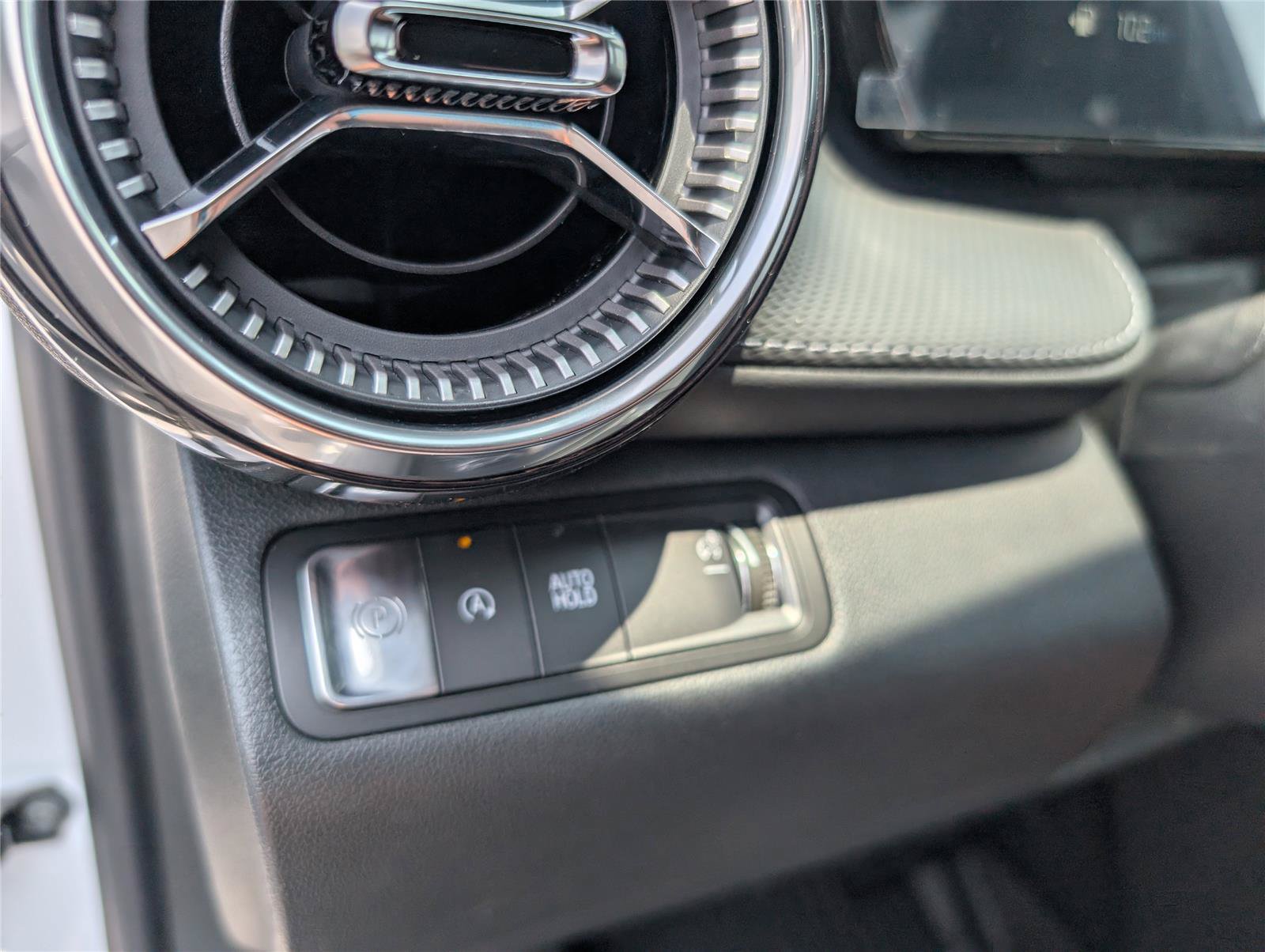 New 2026 Chevrolet Equinox LT FWD image 17