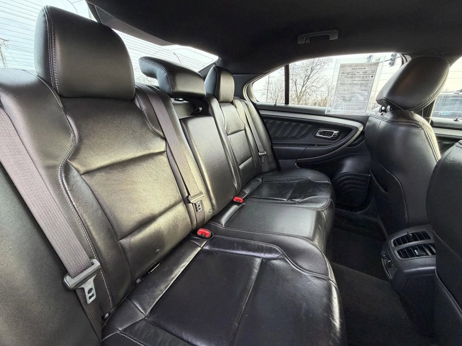 Used 2014 Ford Taurus SEL w/ Equipment Group 201A FWD image 17