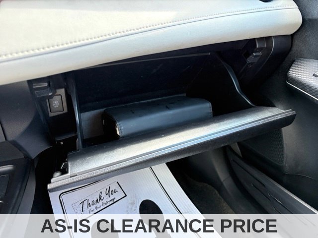Used 2013 Toyota RAV4 Limited AWD/4WD image 32