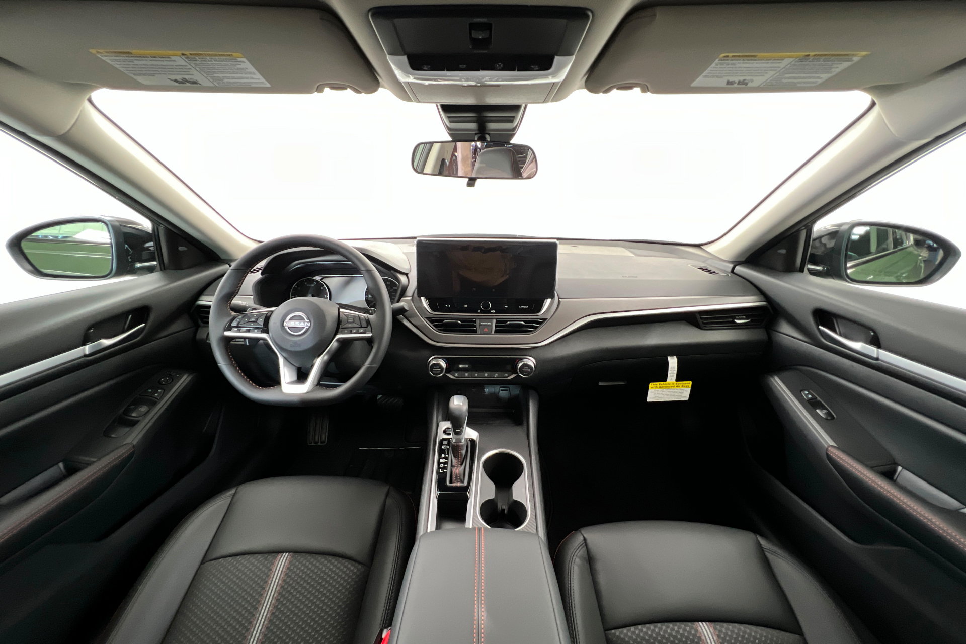 New 2026 Nissan Altima 2.5 SR w/ SR Midnight Edition Package FWD image 9
