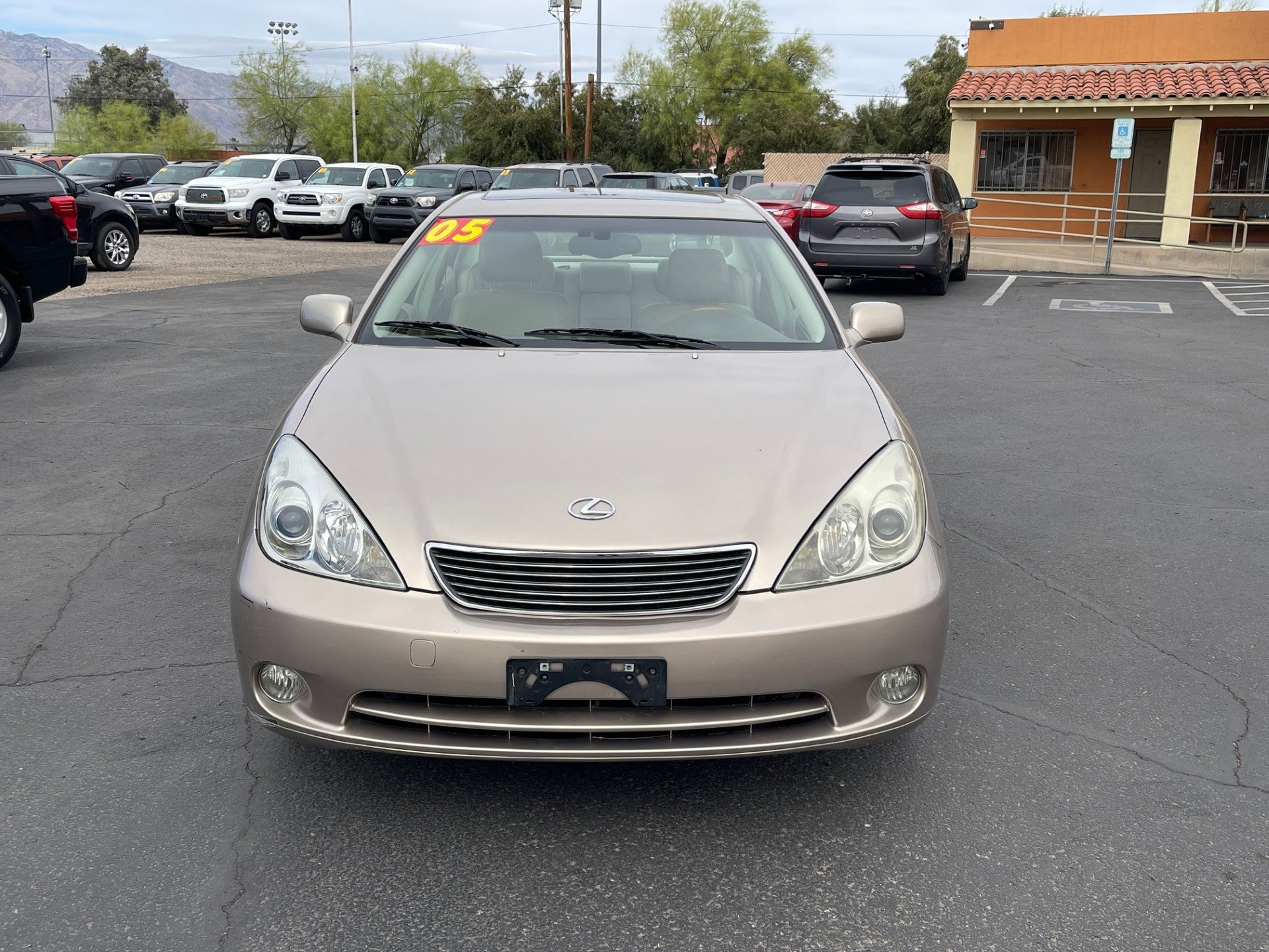 Used 2005 Lexus ES 330 FWD image 8